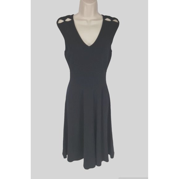 Milly Dresses & Skirts - MILLY Womens Skater Knee Length Dress Size M Black Knit Sleeveless V-Neck  E1P